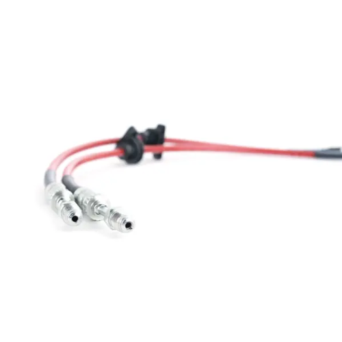 Aeroquip de Freios em Malha de Aço Dianteiro ECS Tuning Para BMW G20 330e, M340I, G22 M440I, G82 / G83 M4, M4 Competition ECS Tuning