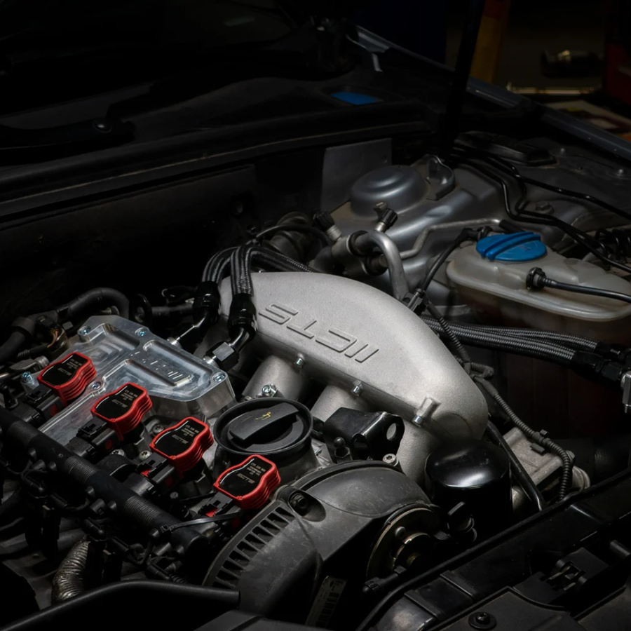 Coletor de Admissão CTS Turbo com Entrada para WMI VW Audi Motor EA113, EA888 2.0T 200cv