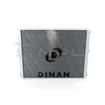 Radiador de Água do Watercooler de Alta Performance para BMW F8X M3 / M4 Motor S55 Dinan