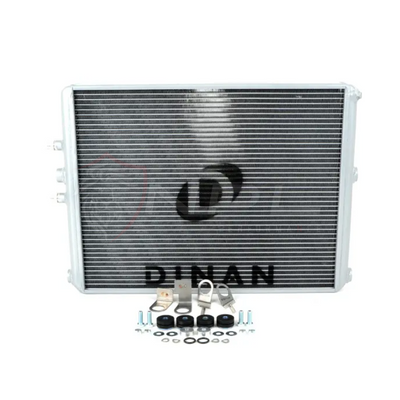 Radiador de Água do Watercooler de Alta Performance para BMW F8X M3 / M4 Motor S55 Dinan