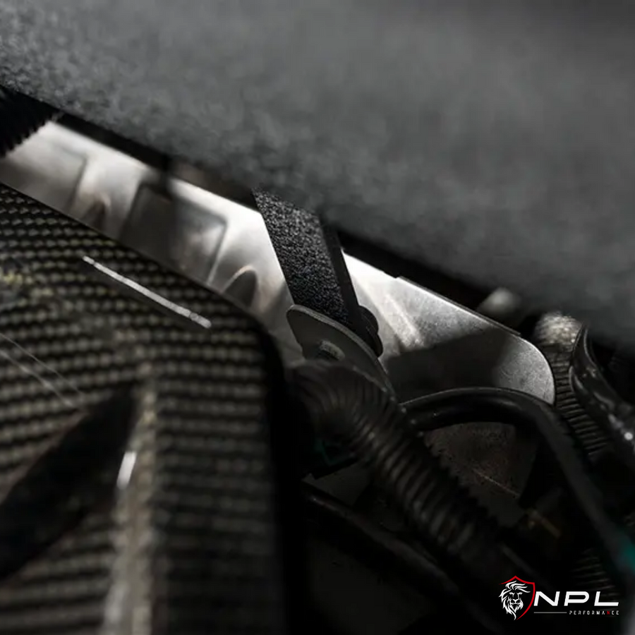 Intake ECS Tuning em Alumínio Para Audi A3 8P, Vw Jetta MK6 2.0 Tsi 200 cv - Com Defletor de Calor ECS Tuning